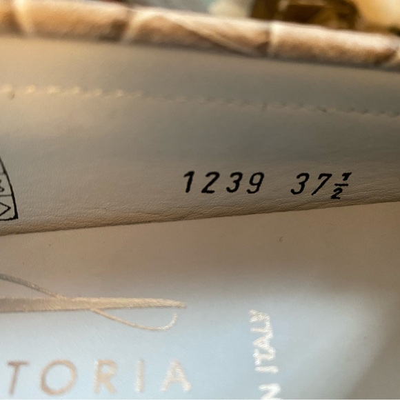 Vittoria Mengoni size 37 1/2 - Picture 3 of 4